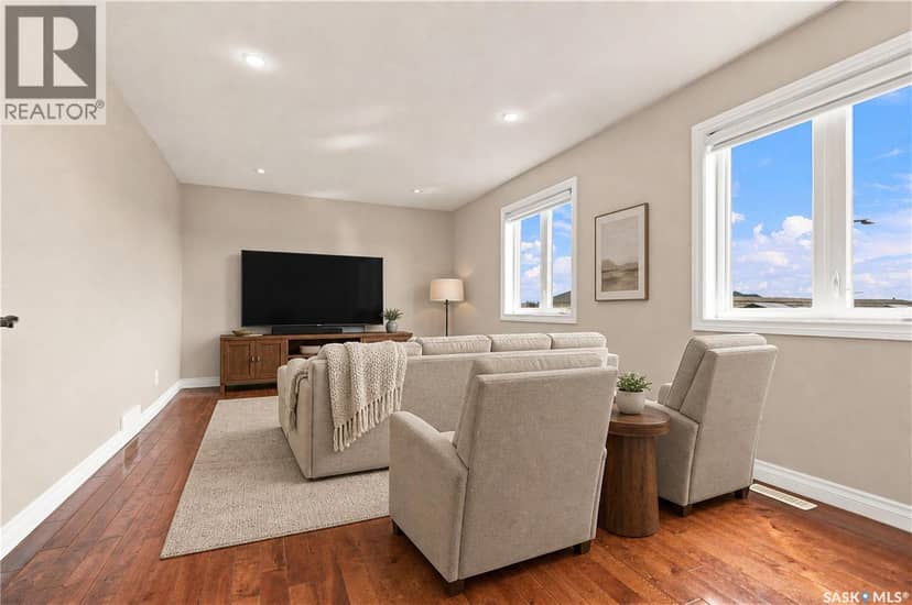 315 Waters CRESCENT — photo 33 of 40