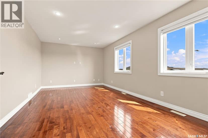 315 Waters CRESCENT — photo 34 of 40