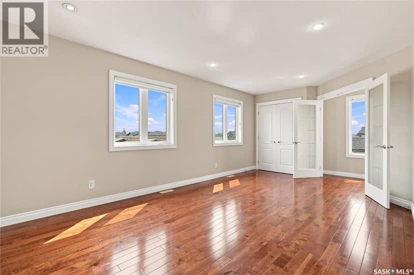315 Waters CRESCENT — photo 35 of 40