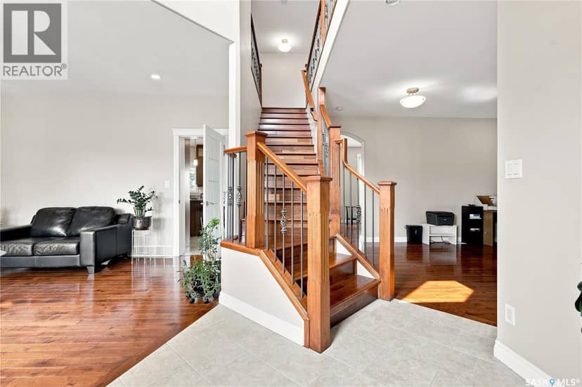 315 Waters CRESCENT — photo 9 of 40