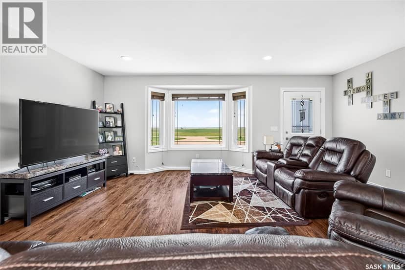 Newsham Acreage — photo 7 of 40