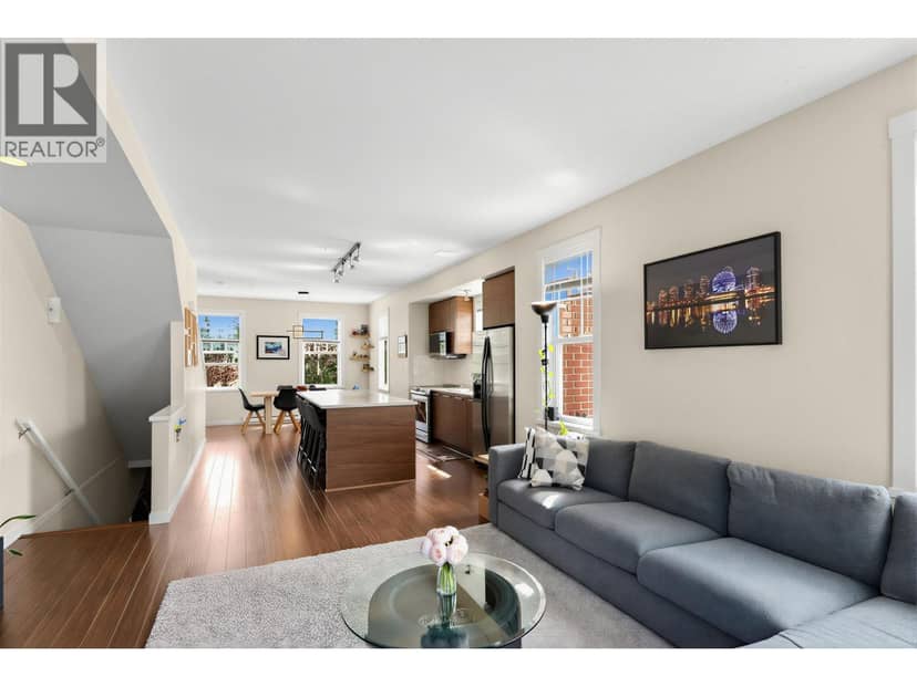 1 2495 DAVIES AVENUE, Port Coquitlam, photo 4