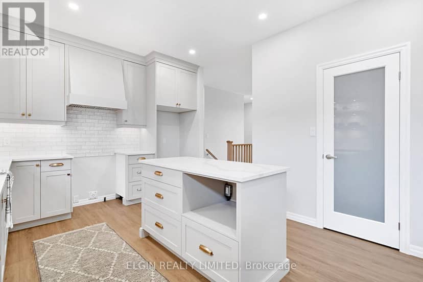 97 Keba Crescent — photo 10 of 34