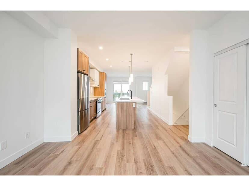 2 20487 65 AVENUE, Langley, photo 5