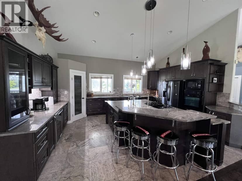 15 6550 OLD ALASKA HIGHWAY, Fort Nelson, photo 8
