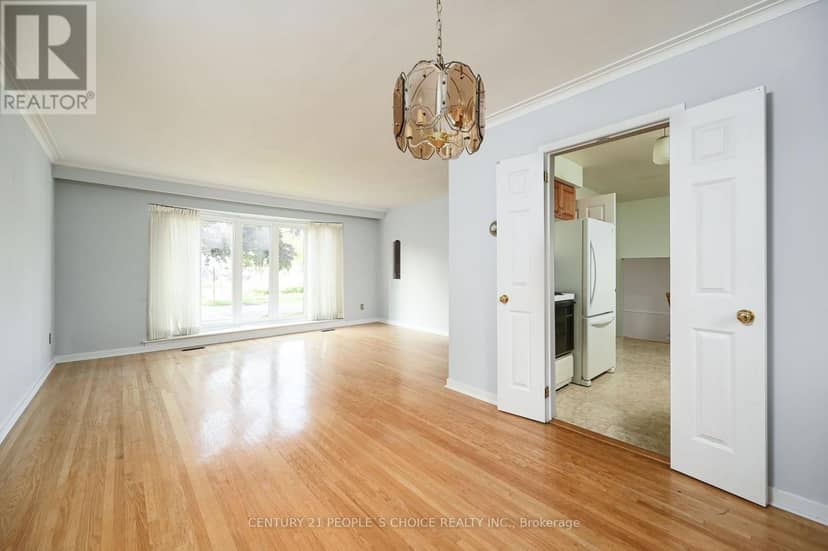 2132 Hixon Street — photo 10 of 21