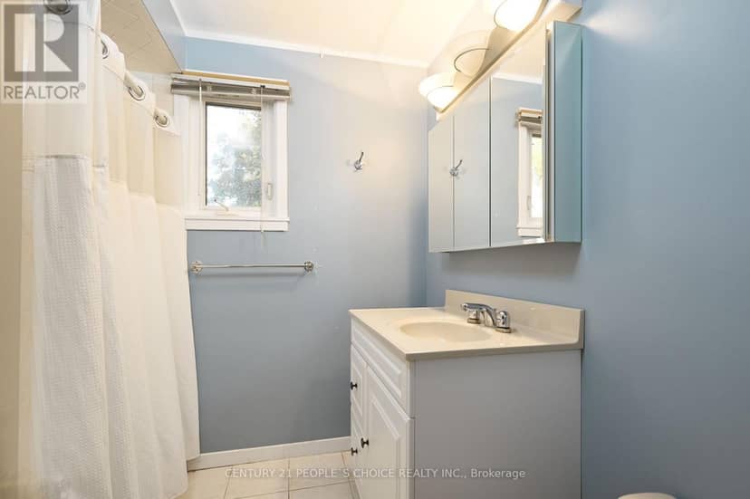 2132 Hixon Street — photo 16 of 21