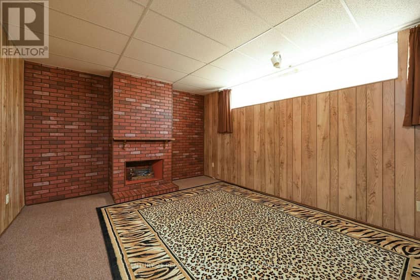 2132 Hixon Street — photo 17 of 21