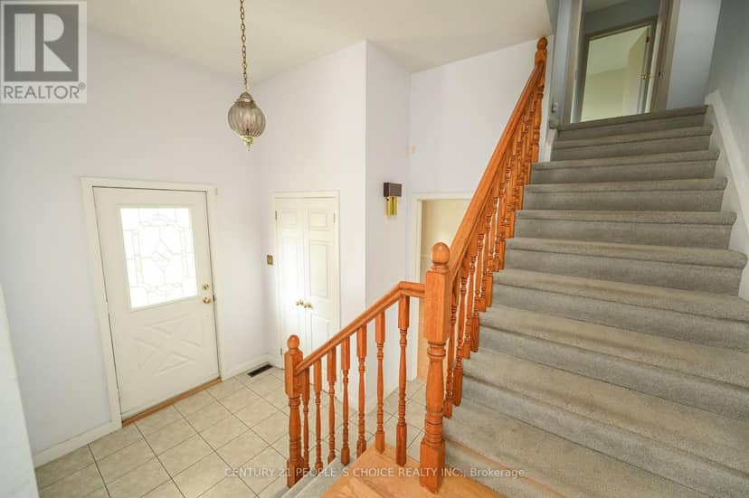2132 Hixon Street — photo 4 of 21