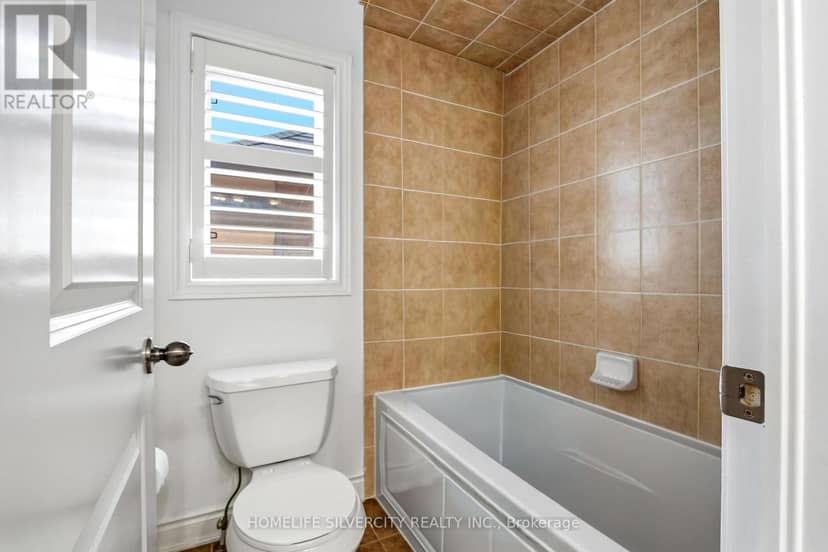 64 Scotchmere Crescent — photo 35 of 40