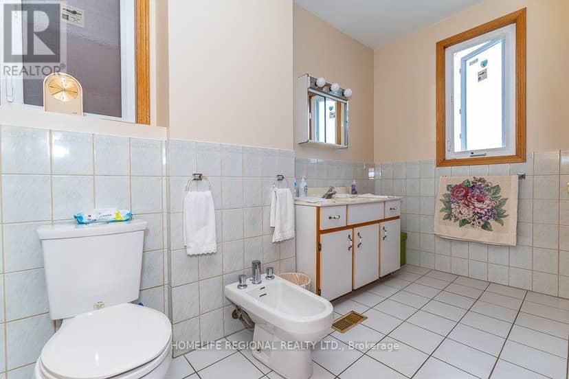 110 Grace Street — photo 24 of 36