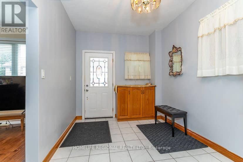 110 Grace Street — photo 3 of 36