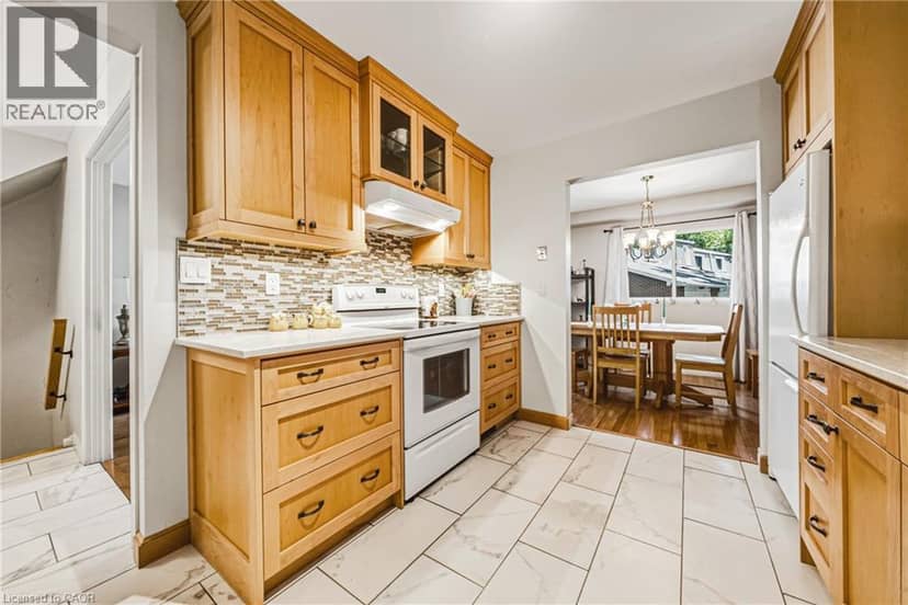 467 WOODVIEW Road Unit# 5 — photo 13 of 33