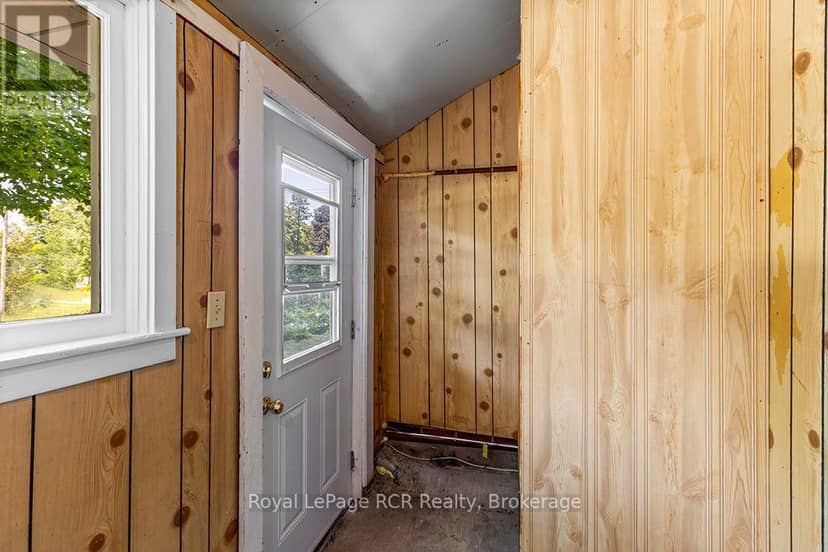 680210 30 Side Road — photo 17 of 40