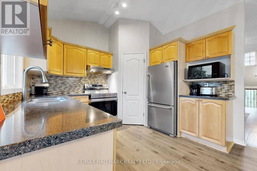 71 Hunter Road — photo 18 of 40
