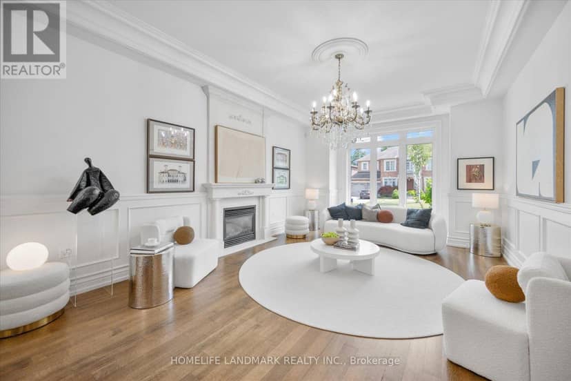 92 Caines Avenue, Toronto, photo 3