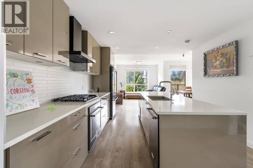 302 3581 ROSS DRIVE, Vancouver, photo 5