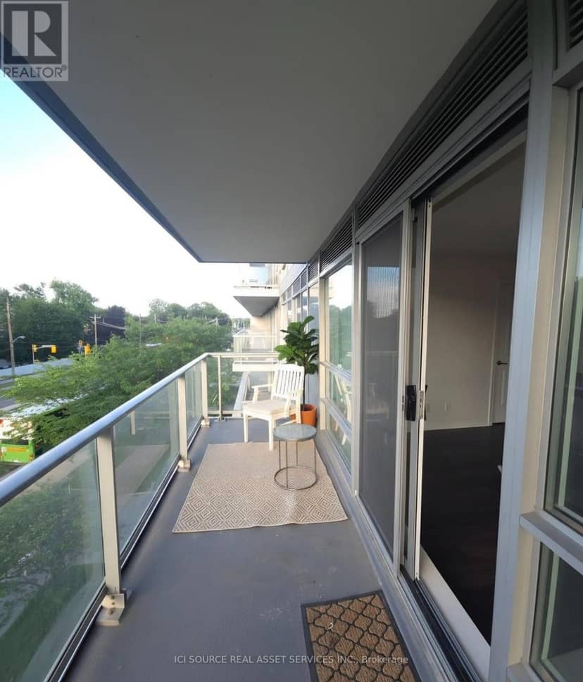 221 - 2035 Sheppard Avenue E — photo 17 of 22