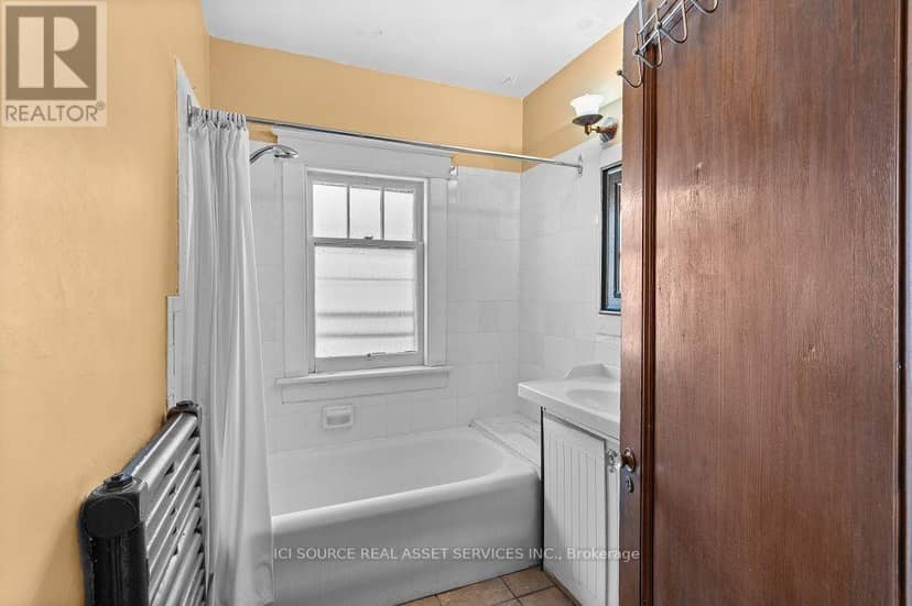 5207 River Road — photo 12 of 20