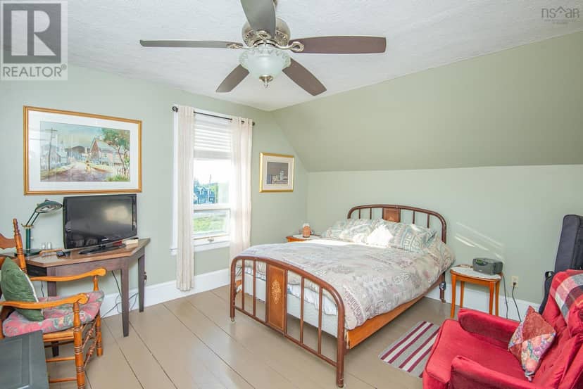 2118 Highway 1 — photo 14 of 33