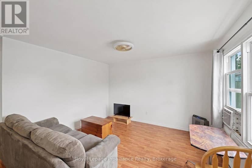 1, 1A, 3, & 3A Ramsay Avenue — photo 7 of 27