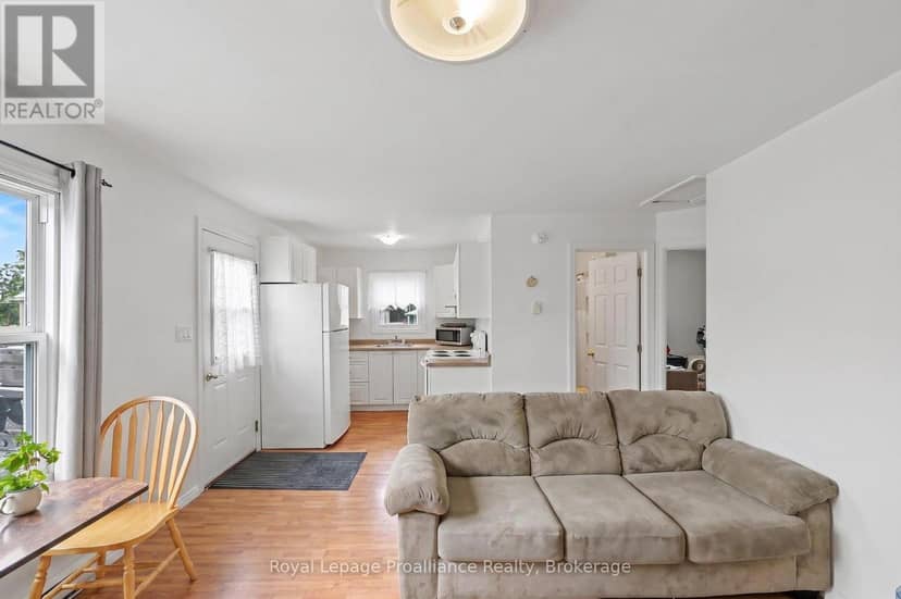1, 1A, 3, & 3A Ramsay Avenue — photo 8 of 27