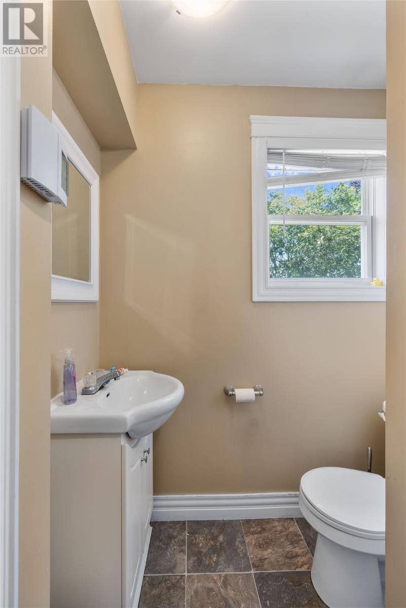 192 Elizabeth Avenue — photo 13 of 29