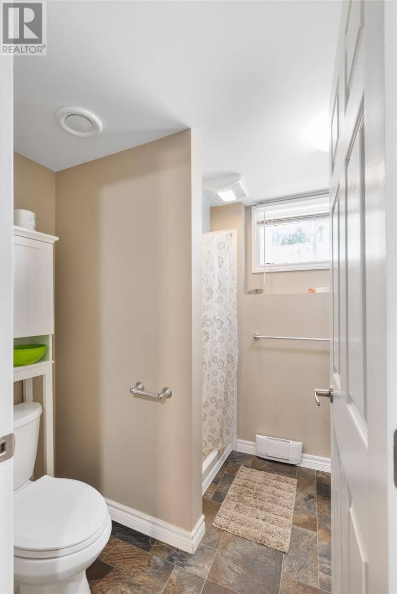 192 Elizabeth Avenue — photo 22 of 29