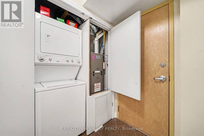 208 - 14 Norice Street — photo 24 of 31
