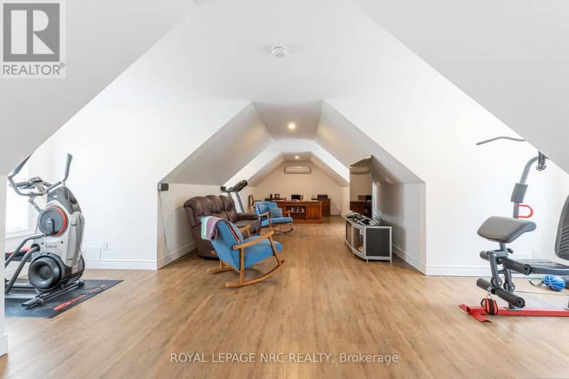 124 Holloway Bay Road — photo 38 of 40