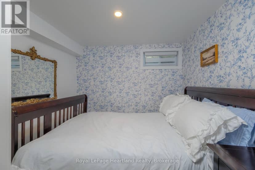 109 Carling Terrace — photo 18 of 24