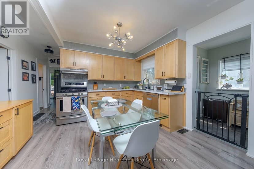 109 Carling Terrace — photo 5 of 24