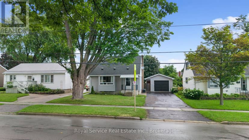558 Burnham Street — photo 3 of 36
