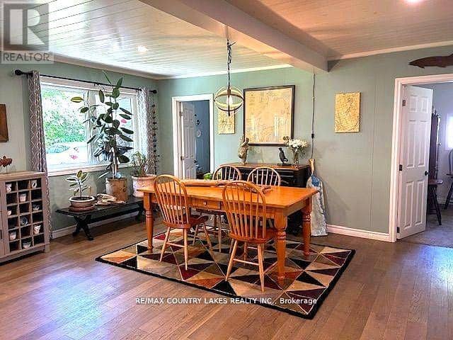 2481 Lakeshore Drive — photo 10 of 31