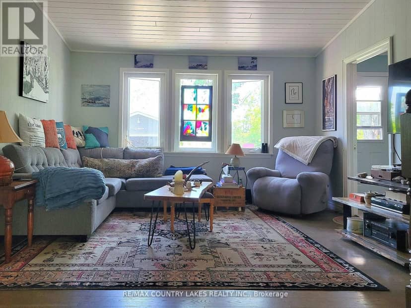 2481 Lakeshore Drive — photo 9 of 31