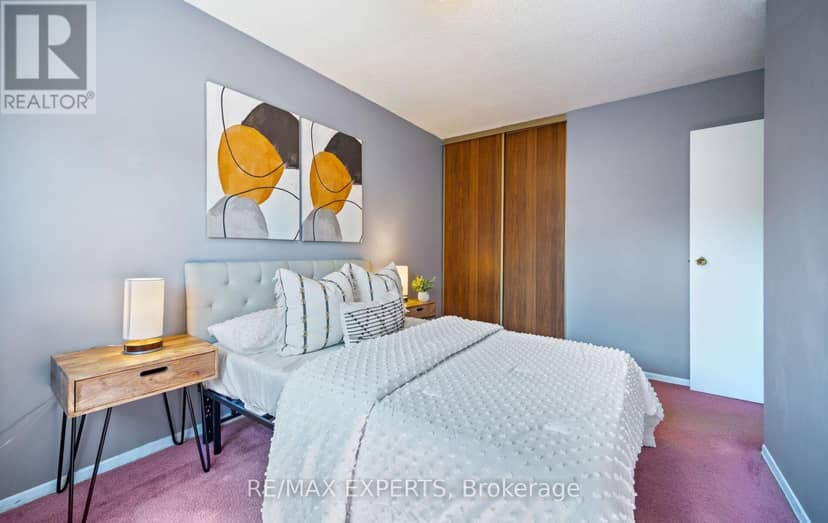 15 - 161 Moregate Crescent — photo 30 of 40