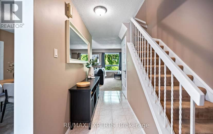 15 - 161 Moregate Crescent — photo 6 of 40
