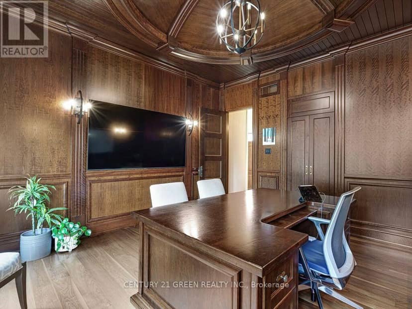 39 Brookhaven Crescent — photo 26 of 40