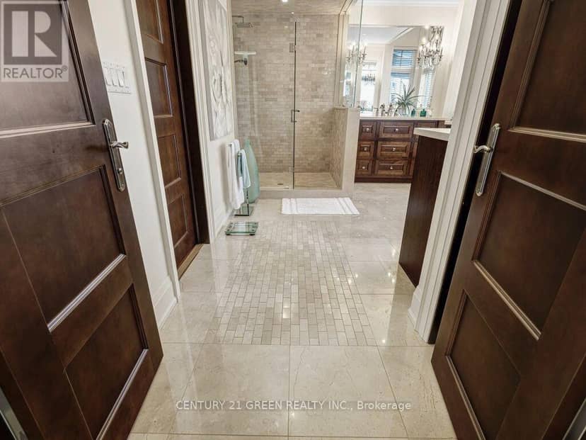 39 Brookhaven Crescent — photo 28 of 40