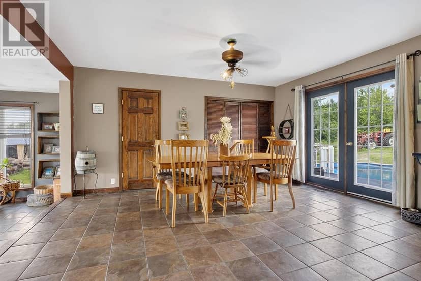 364 Rabbit Trail Road — photo 9 of 40