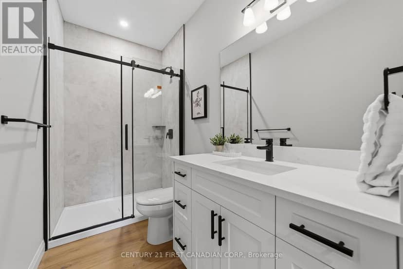 18 - 32 Postma Street — photo 18 of 20
