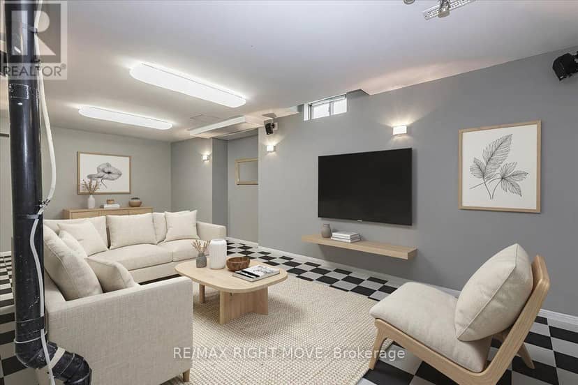 55 Laurentian Lane — photo 26 of 33