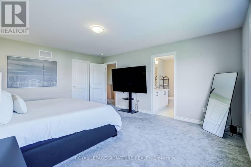 252 Springfield Crescent — photo 17 of 31