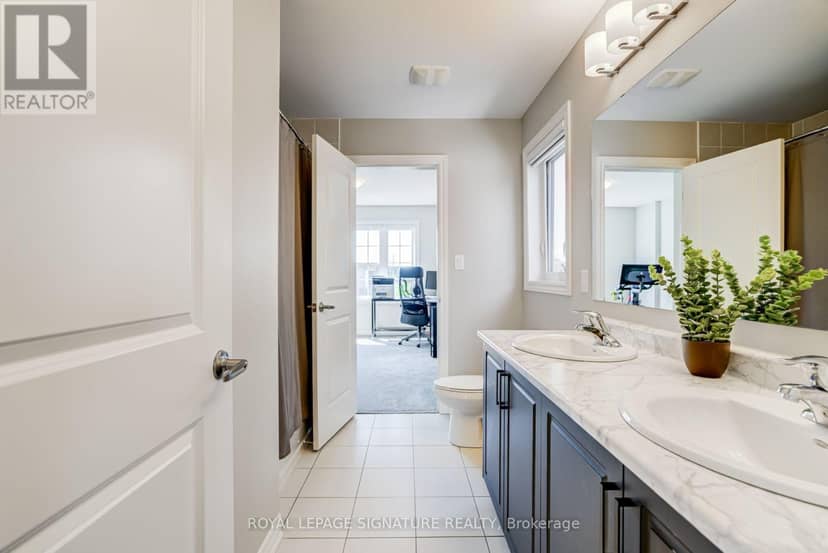 252 Springfield Crescent — photo 28 of 31