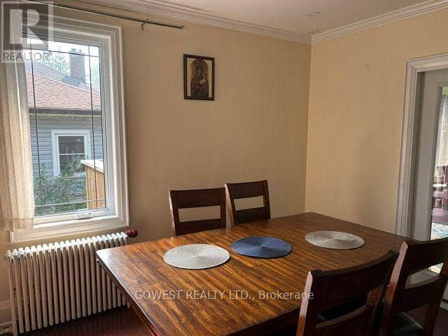 6054 Corwin Avenue — photo 6 of 9