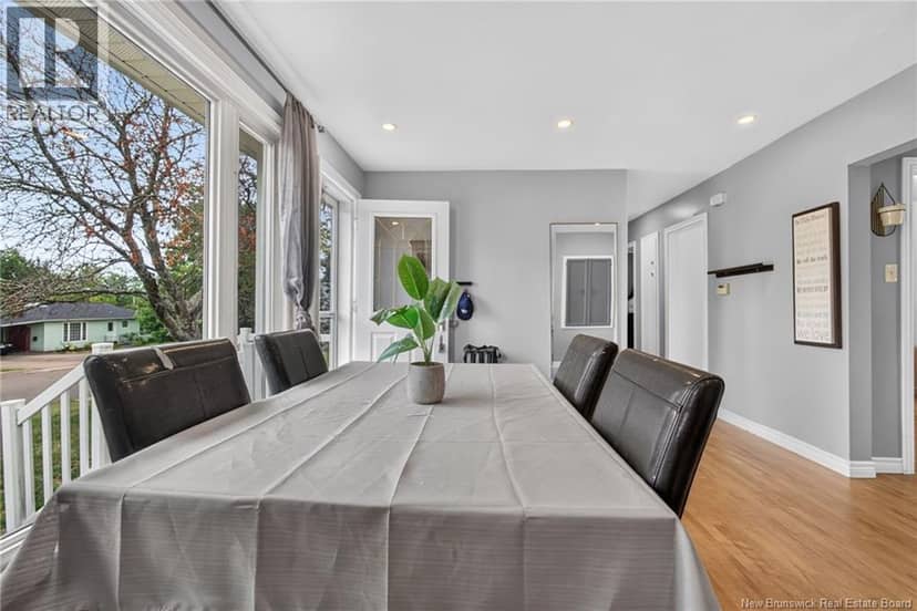 47 Willowbend Drive — photo 8 of 40