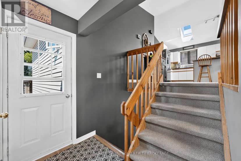 62 George Street — photo 8 of 40