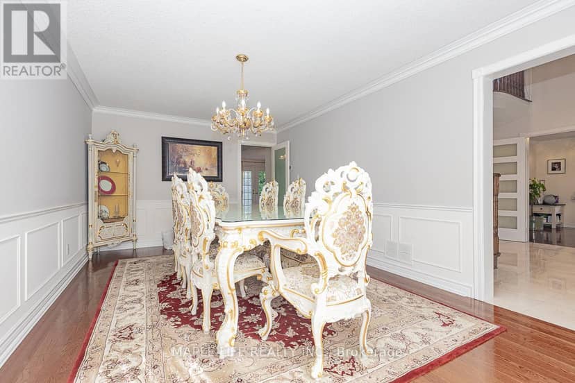 1 Elderwood Drive, Richmond Hill, photo 7
