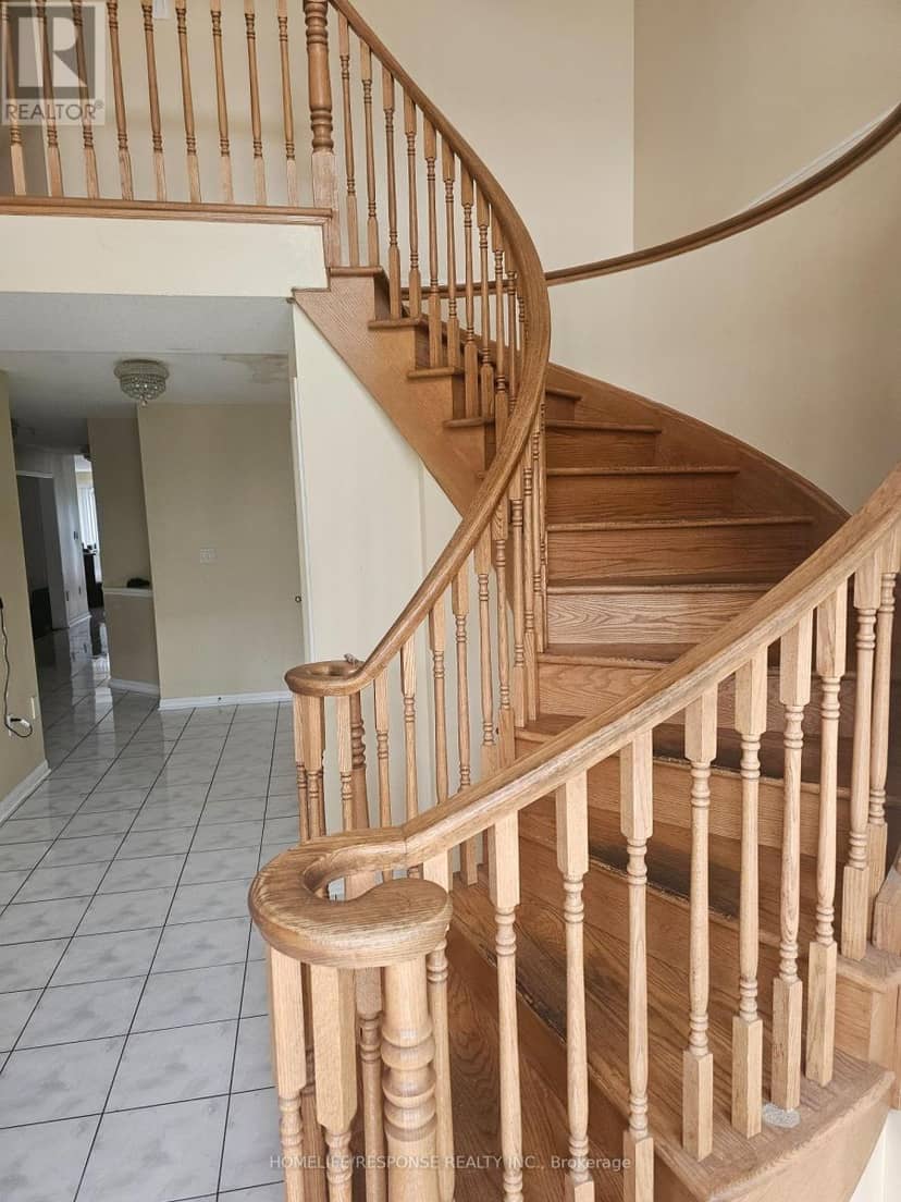 20 Himalaya Street — photo 2 of 21