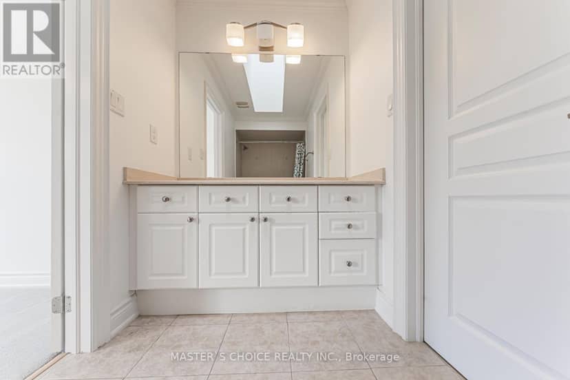 2357 Rideau Drive — photo 23 of 40